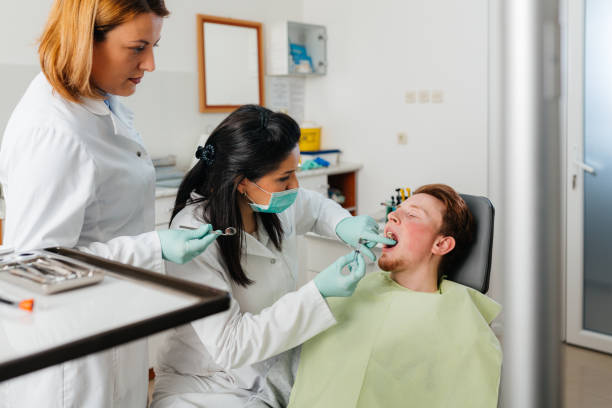 Best Emergency Dental Care for Broken or Chipped Teeth in Walbridge, OH